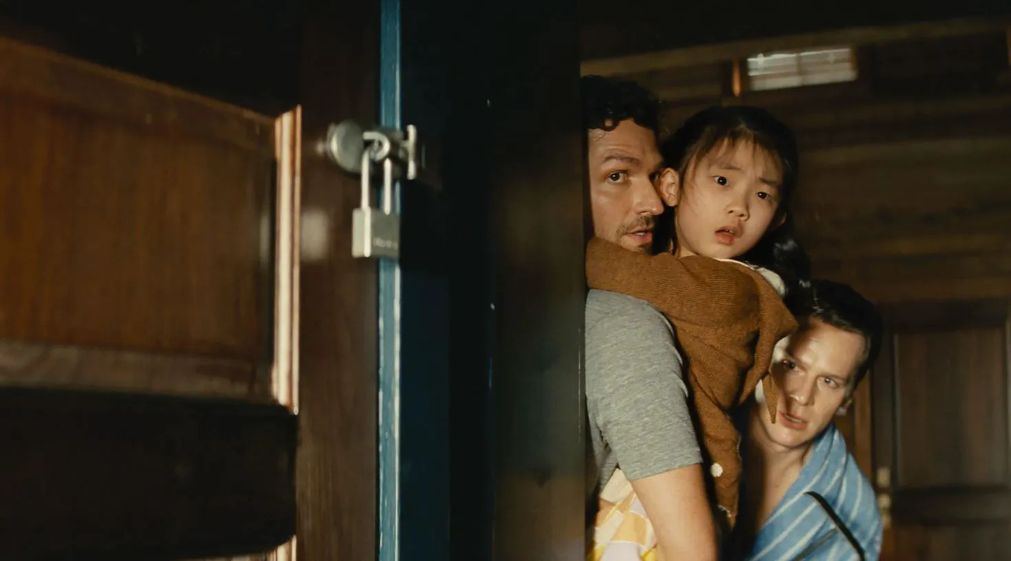 Knock at the Cabin Review – An Apocalyptic Thriller from Suspense Master M. Night Shyamalan
