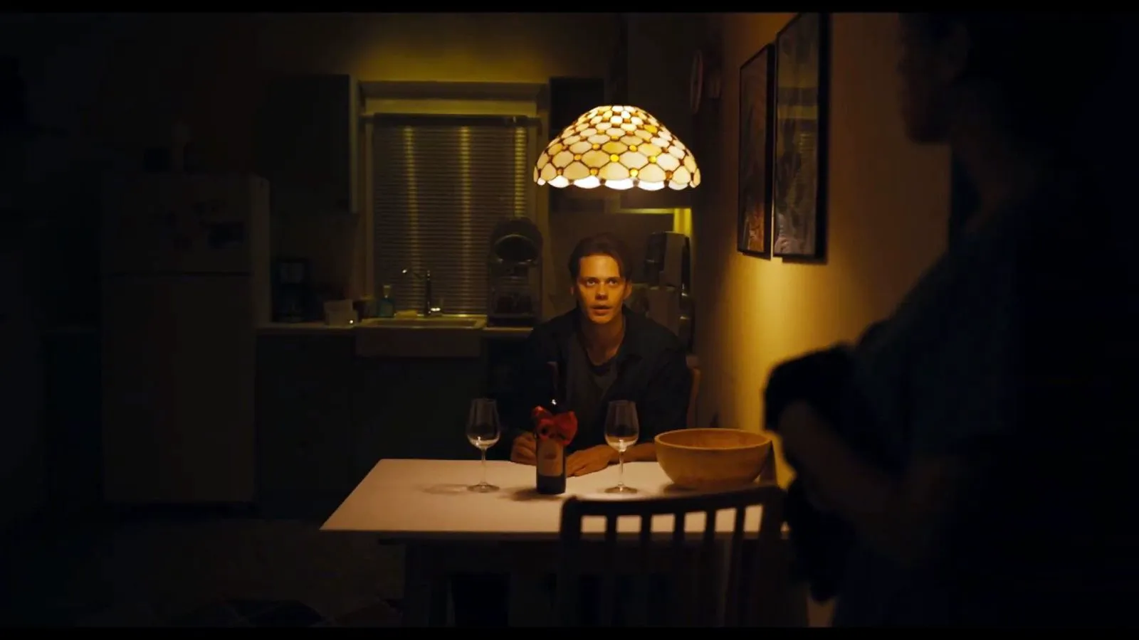 Bill Skarsgård as Keith in 