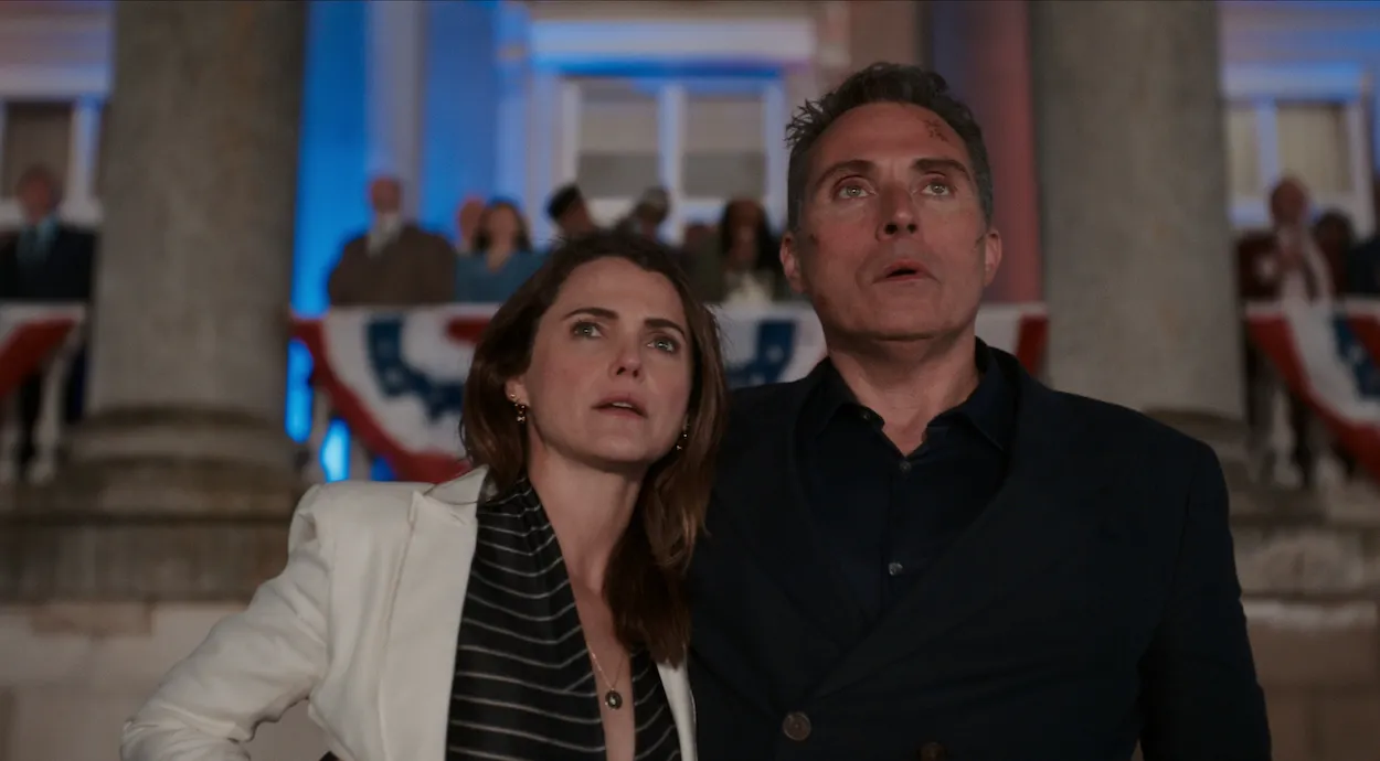 Keri Russell as Kate Wyler in 
