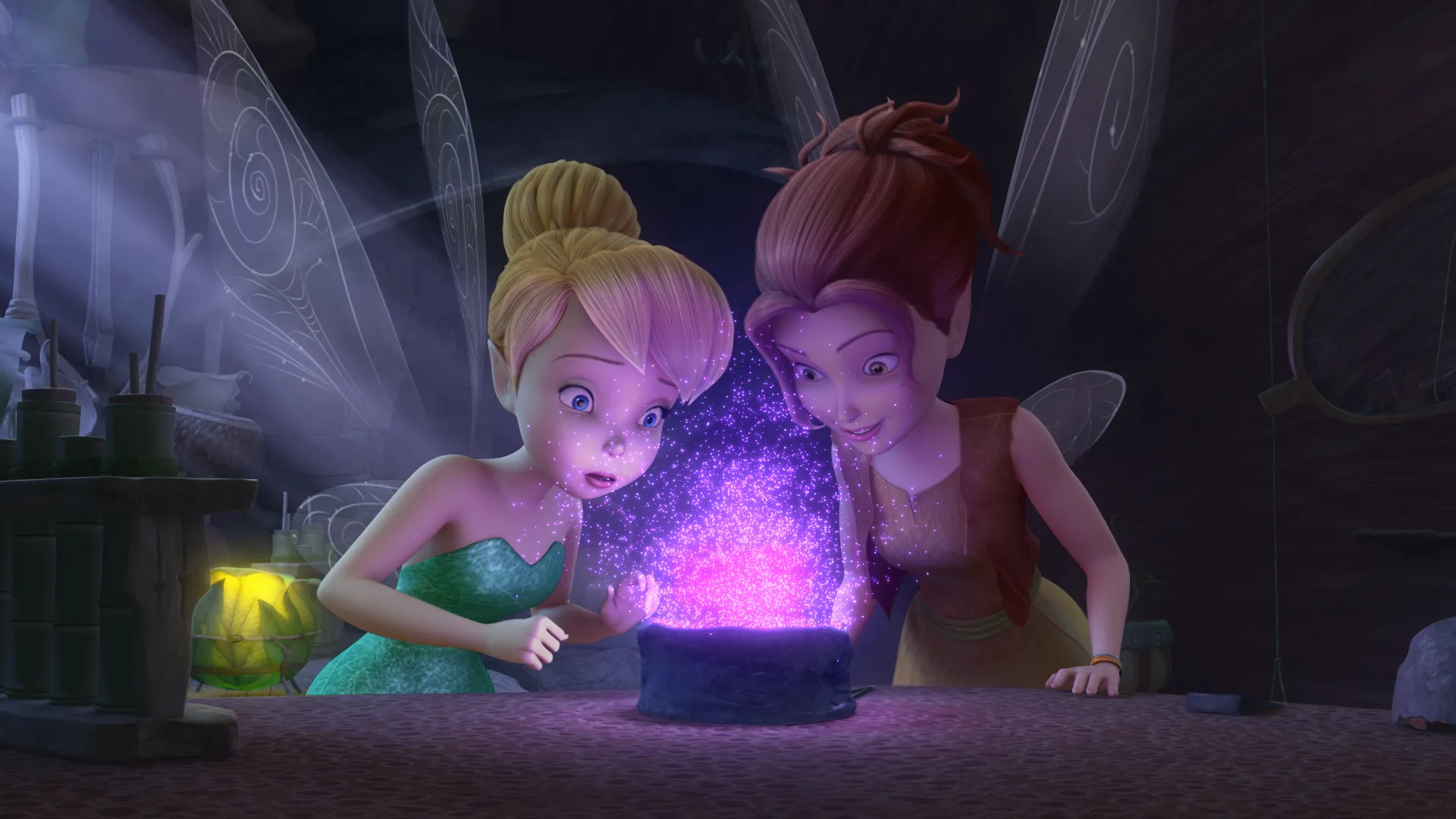 Review of the animated film "Tinker Bell and the Pirate Fairy"
