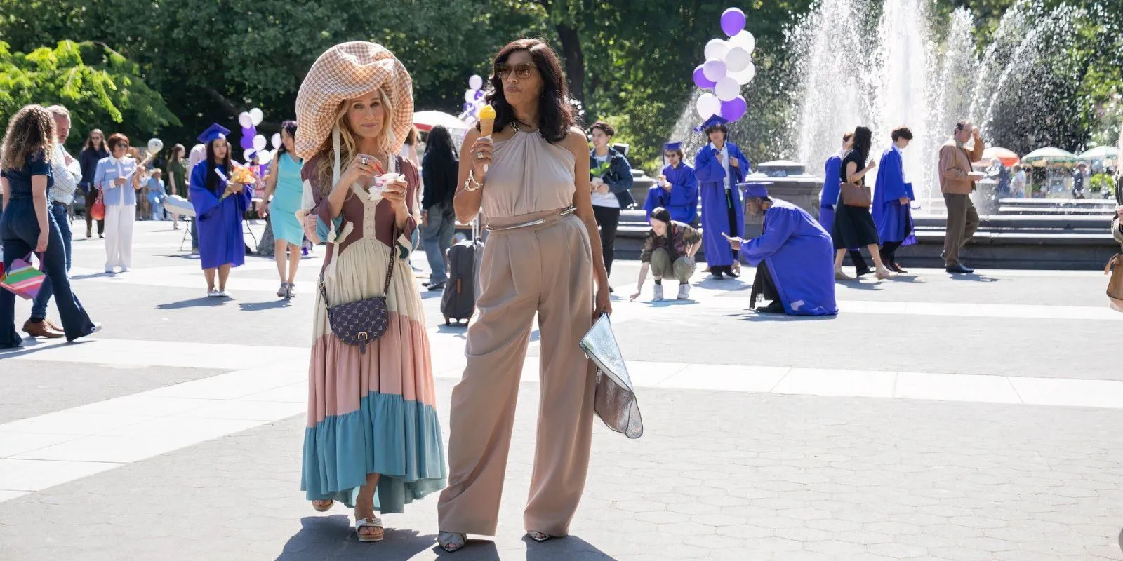 Sarah Jessica Parker as Carrie Bradshaw in 