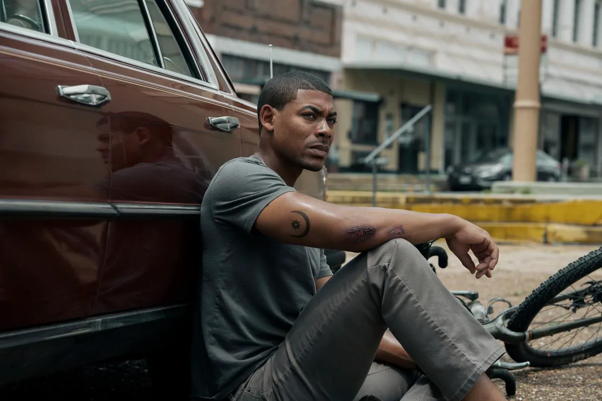 Aaron Pierre as Terry Richmond in a scene from 