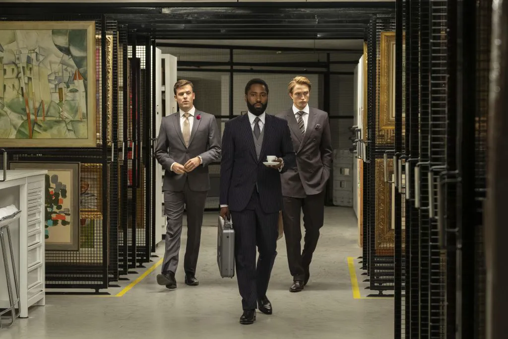 Don't try to understand: a review of the film "Tenet"