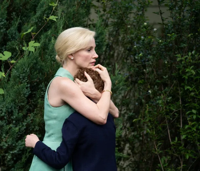 Another still from Mothers' Instinct