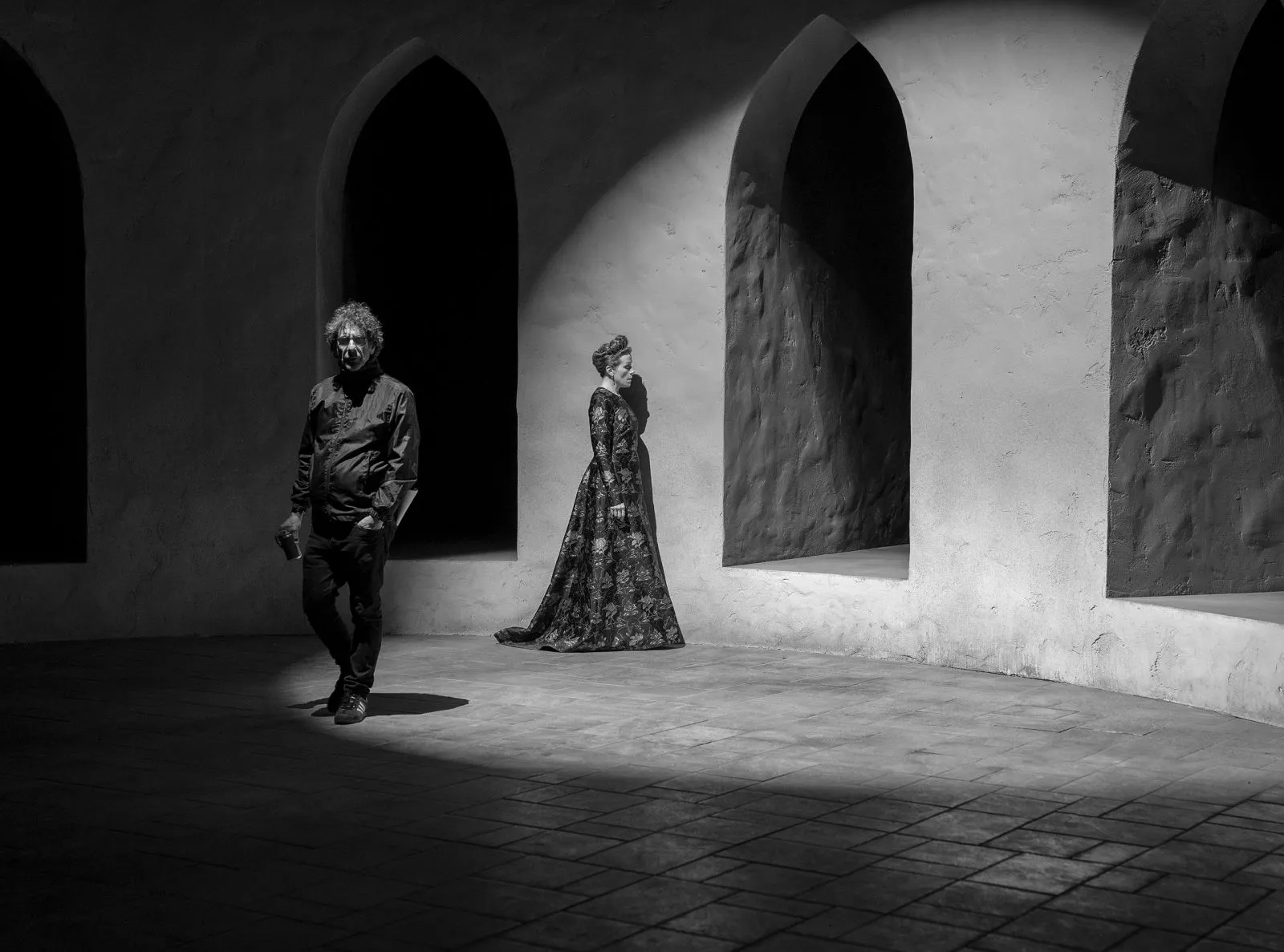 Joel Coen on the set of The Tragedy of Macbeth