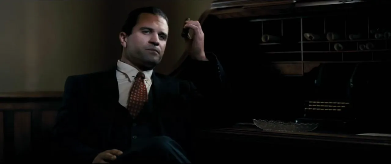 Review of the film "Land of Gangsters"