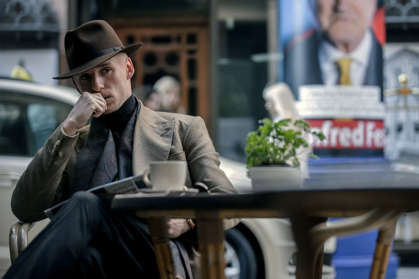 "The Day of the Jackal" series with Eddie Redmayne review – a failed response to "Slow Horses"