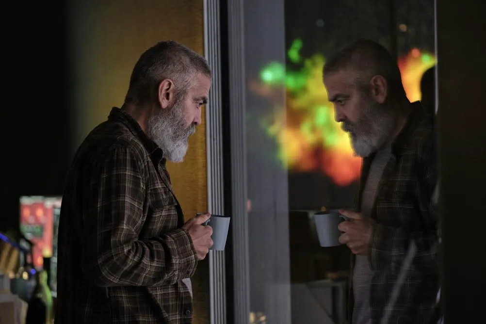 They Don't Take These Guys to Space: A Review of "The Midnight Sky"