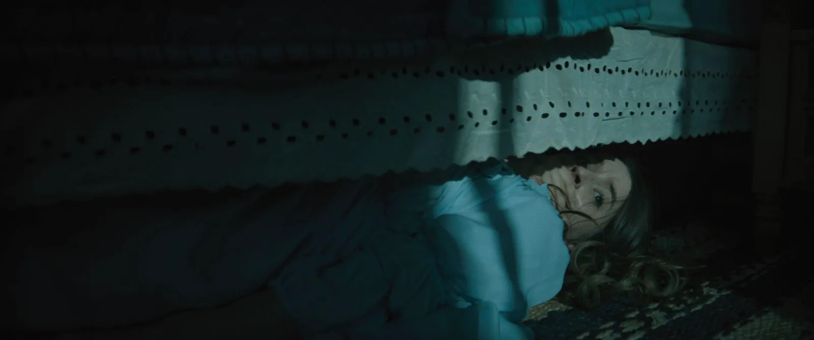 Kaitlyn Dever as Brinn in 