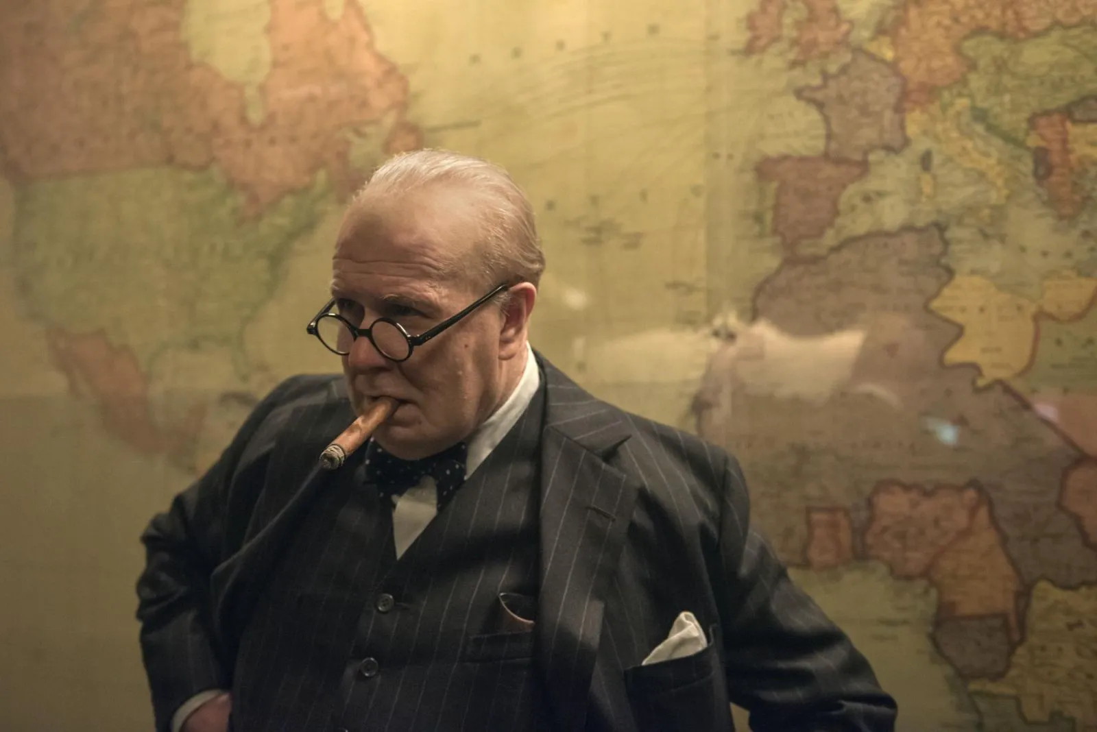 Review of the film "Darkest Hour"