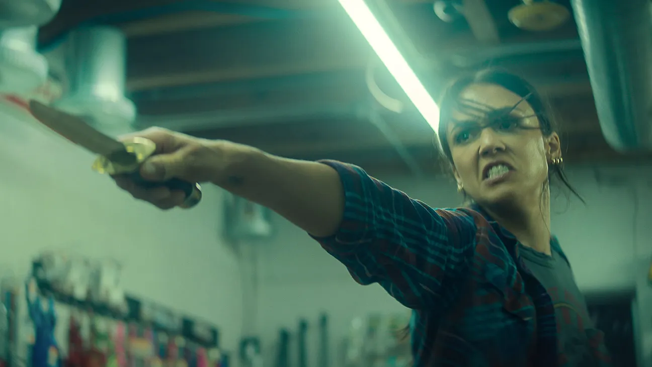 Jessica Alba as Parker in 