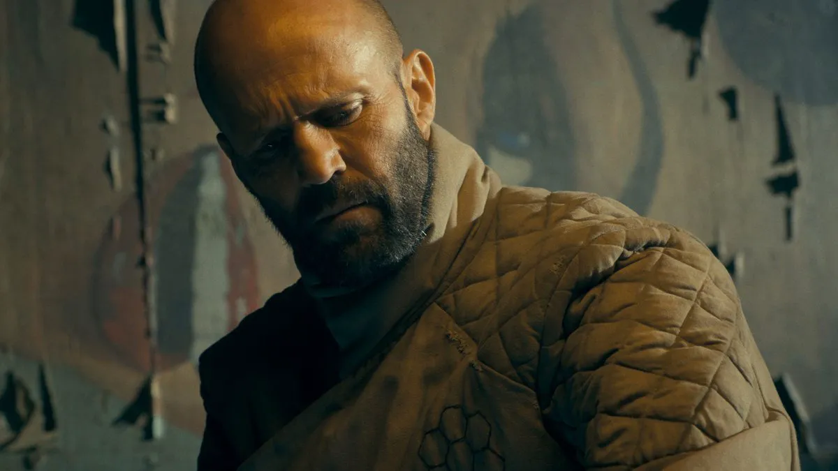 Bee Movie: Honey Conspiracy β A Review of the Action Film "The Beekeeper" Starring Jason Statham