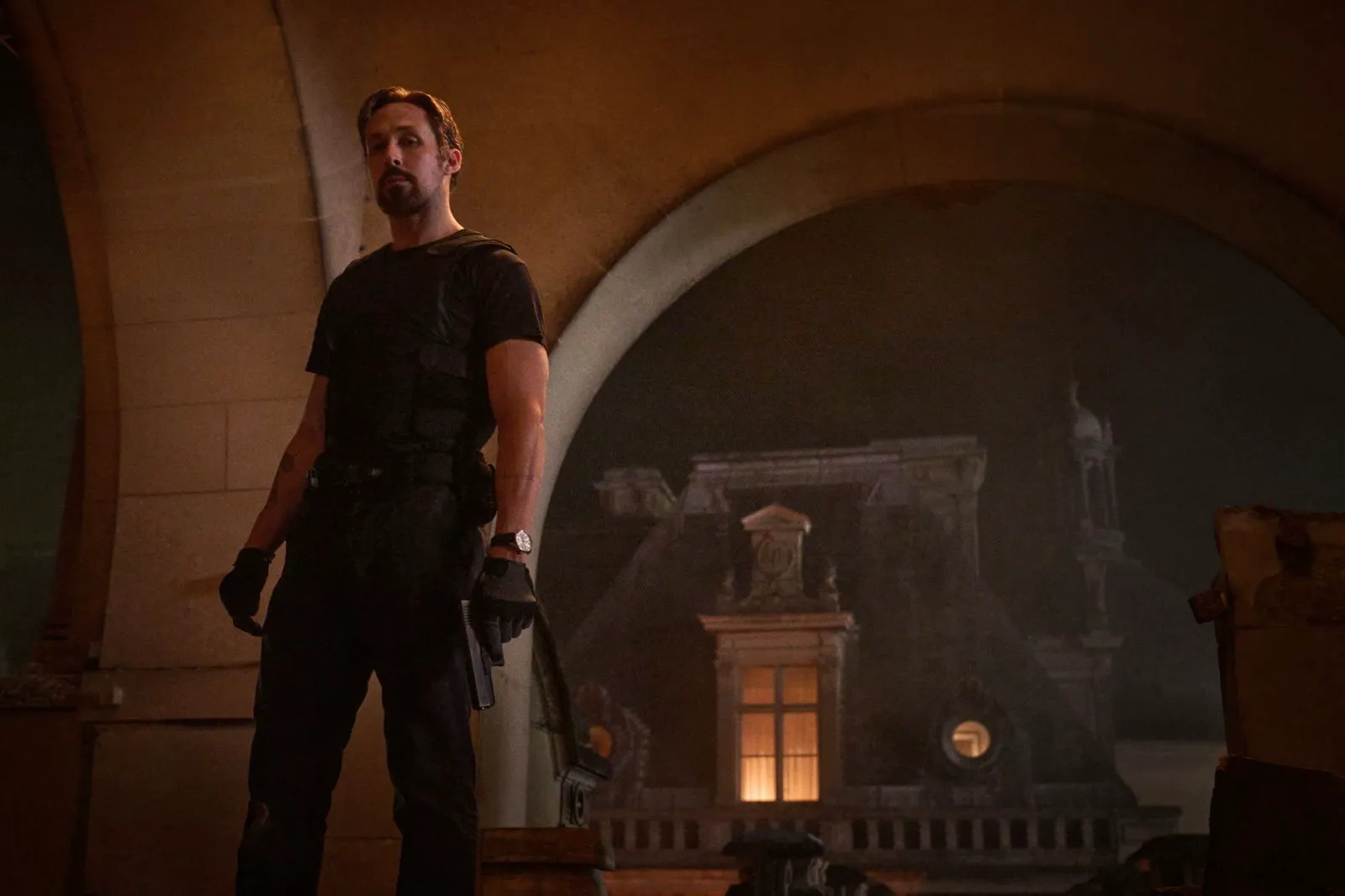 Ryan Gosling as Six in 