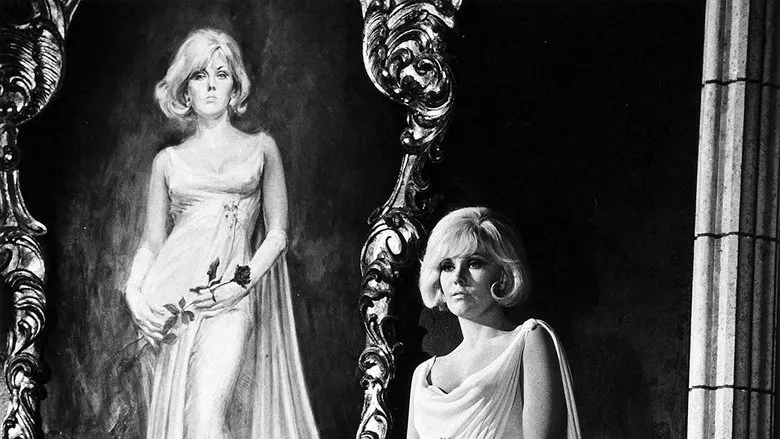 Jacqueline Bisset as Lylah Clare