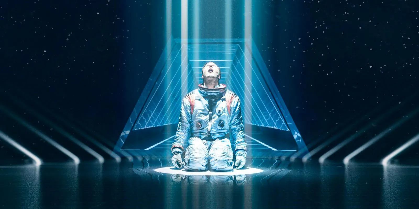 What Mulder never dreamed of: A review of the sci-fi blockbuster "Moonfall"