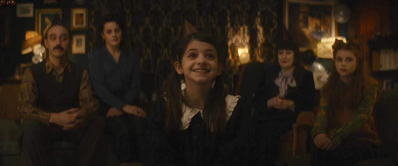 Lilas-Rose Cantin as Sasha in a still from 
