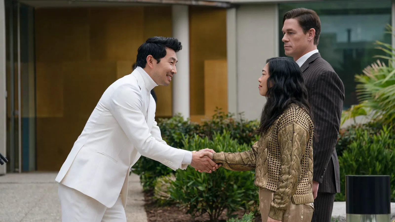 Awkwafina as Katie in 