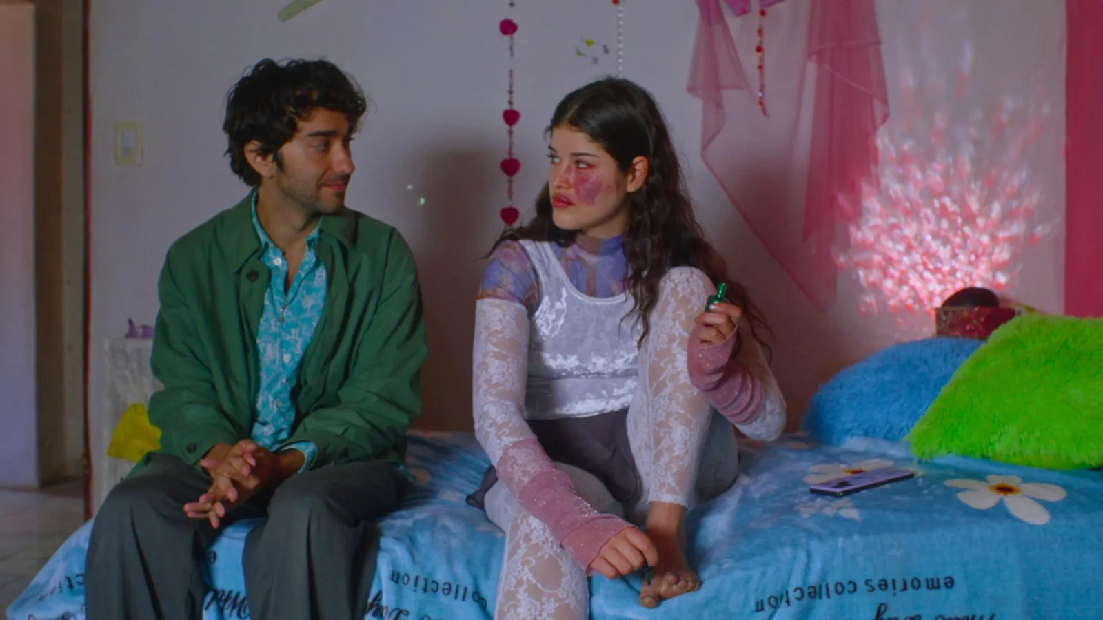 Alex Wolff as Jeff in a still from 